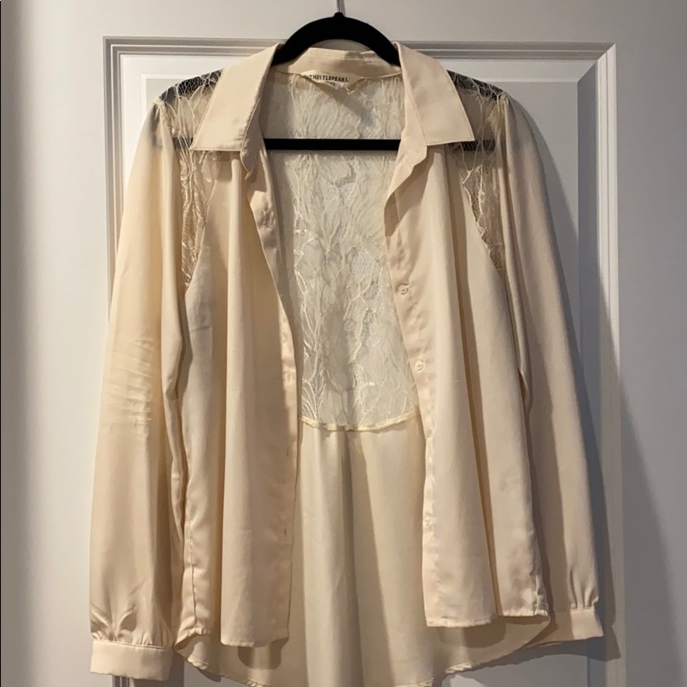 Thistlepearl off white button up blouse size L